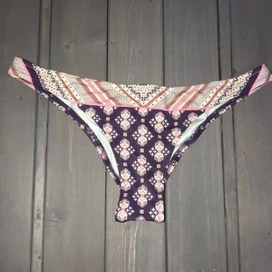 VS cheeky bikini bottom